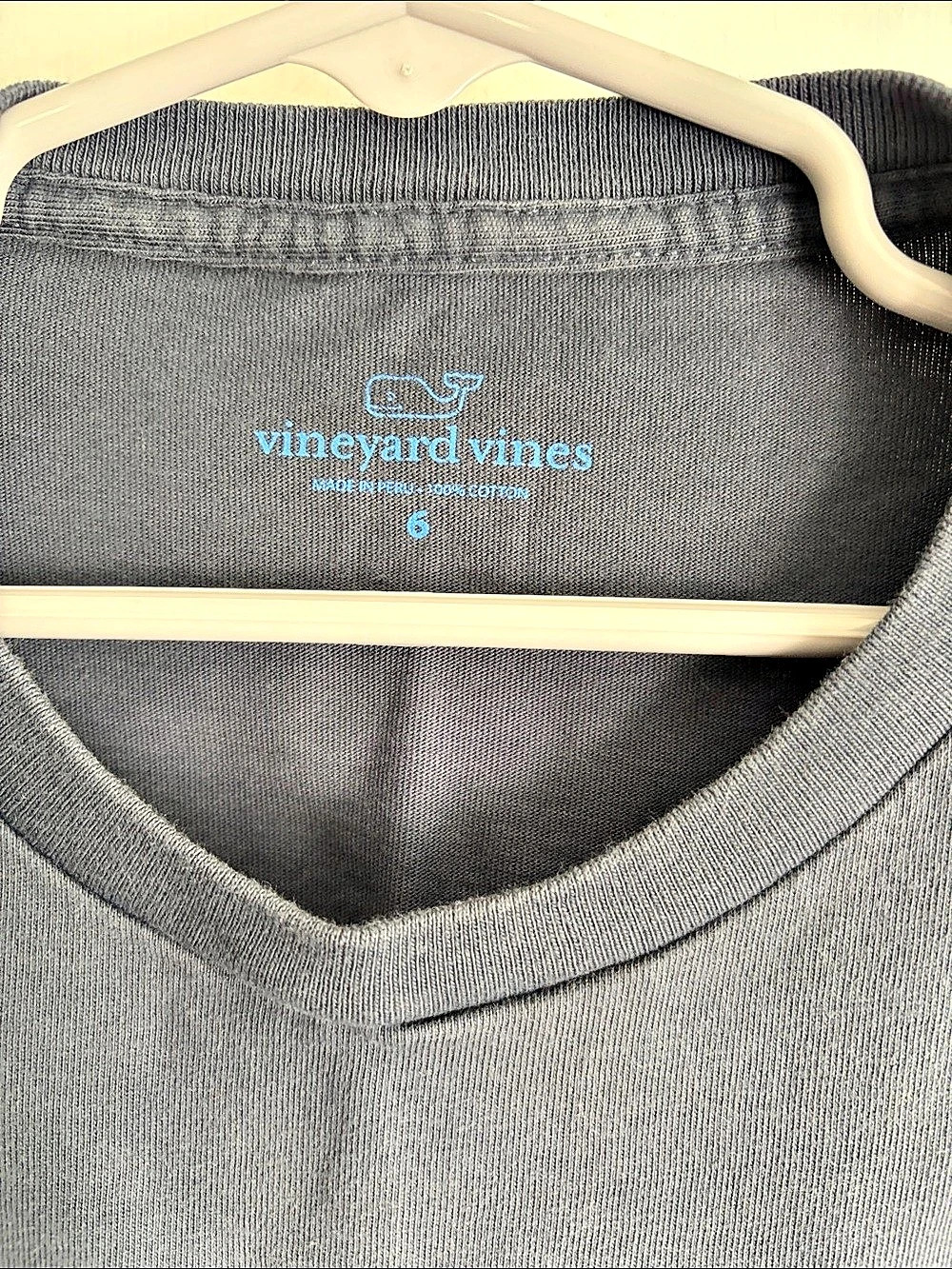 vineyard vines Christmas Golden Retriever Long Sleeve Pocket Tee Boys 6 - Picture 4 of 4